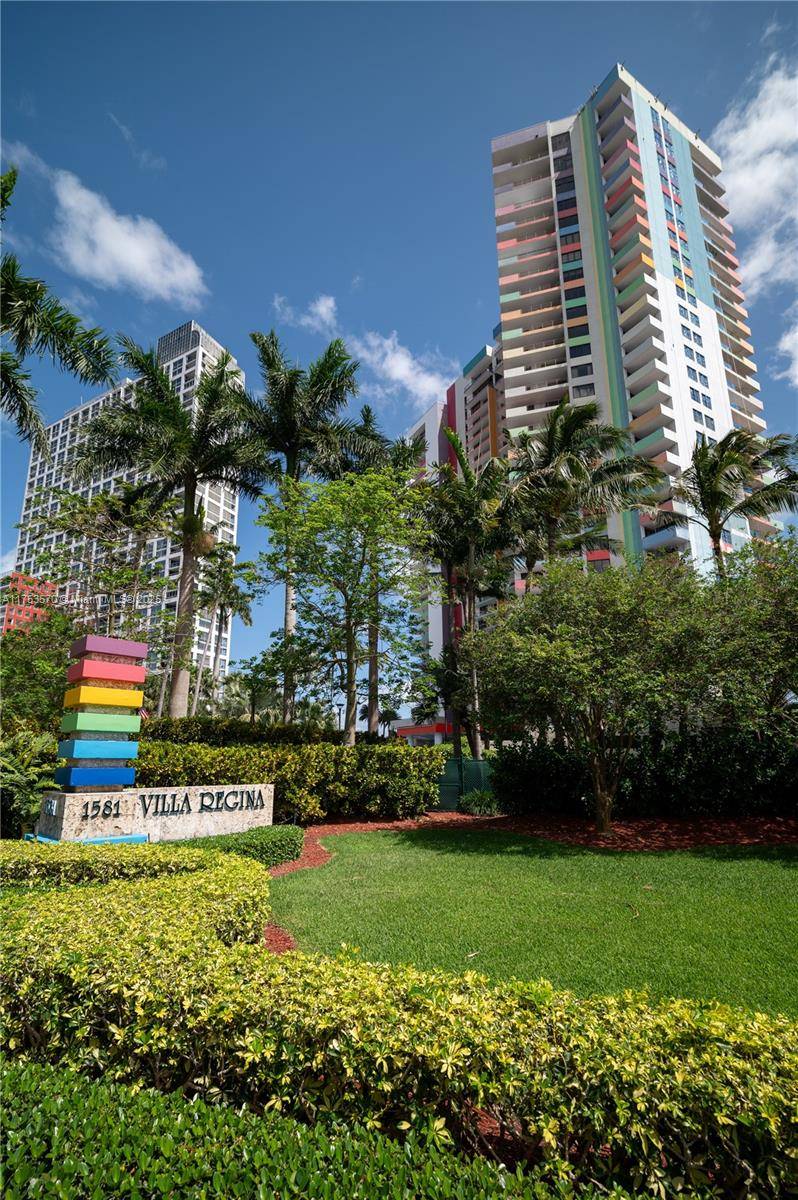 Miami, FL 33129,1581 Brickell Ave #PH-105