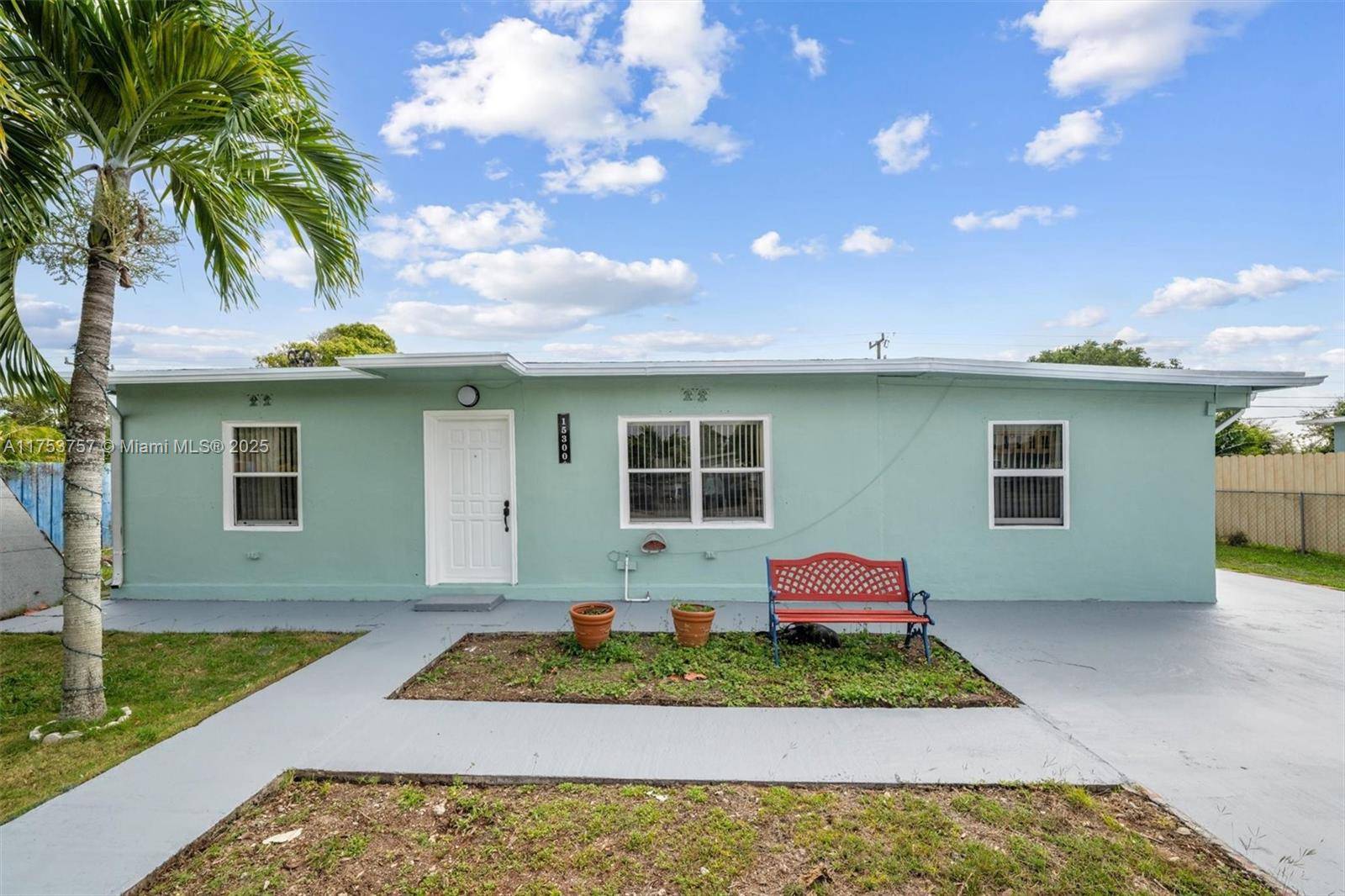 Homestead, FL 33033,15300 Leisure Dr