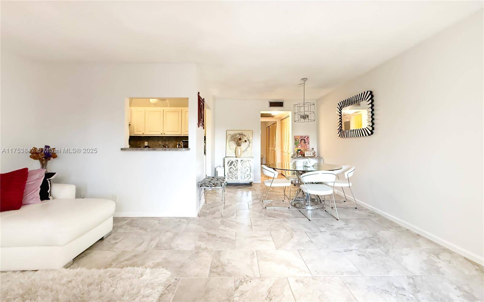 Deerfield Beach, FL 33442,2009 N Farnham  N #2009