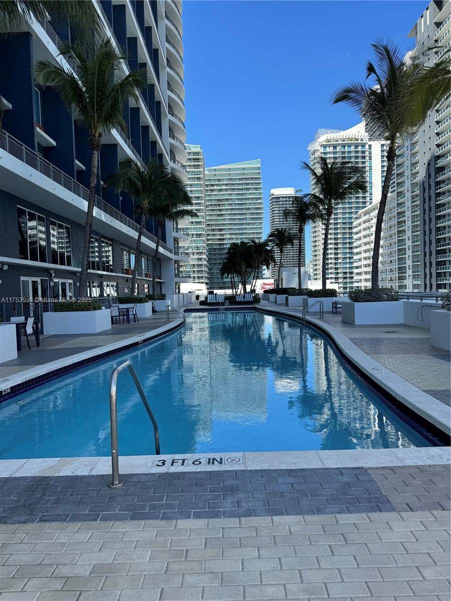 Miami, FL 33130,60 SW 13th St #1122