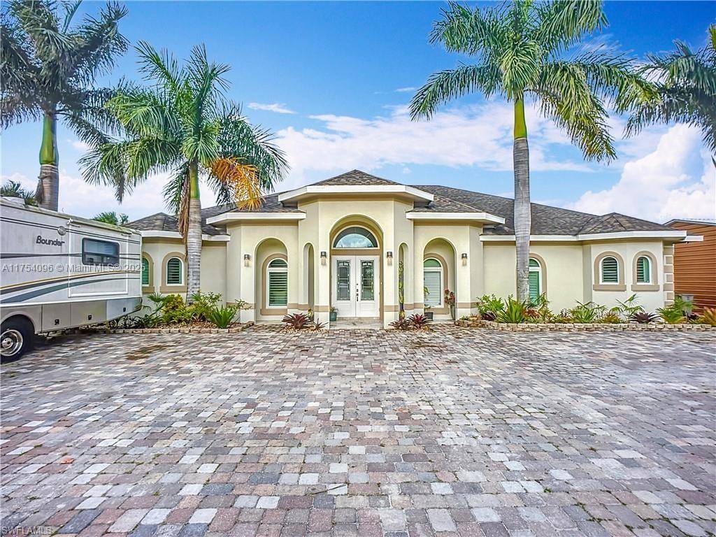 La Belle, FL 33935,7684 County Rd 78