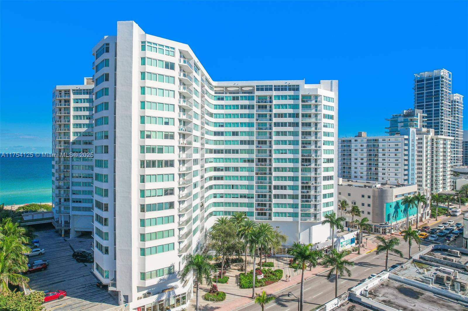 Miami Beach, FL 33141,7135 Collins Ave #1424