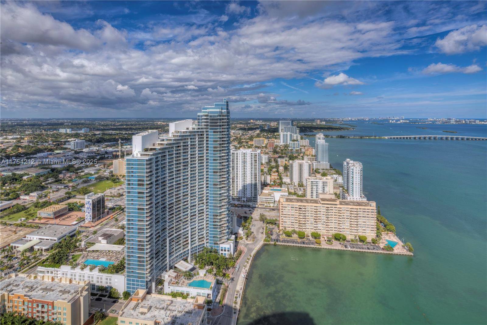 Miami, FL 33137,2020 N Bayshore Dr #2907