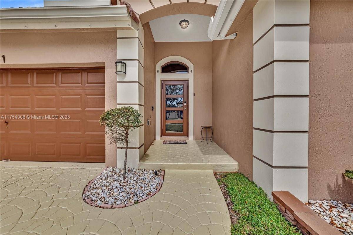 Cooper City, FL 33328,10251 SW 58th St