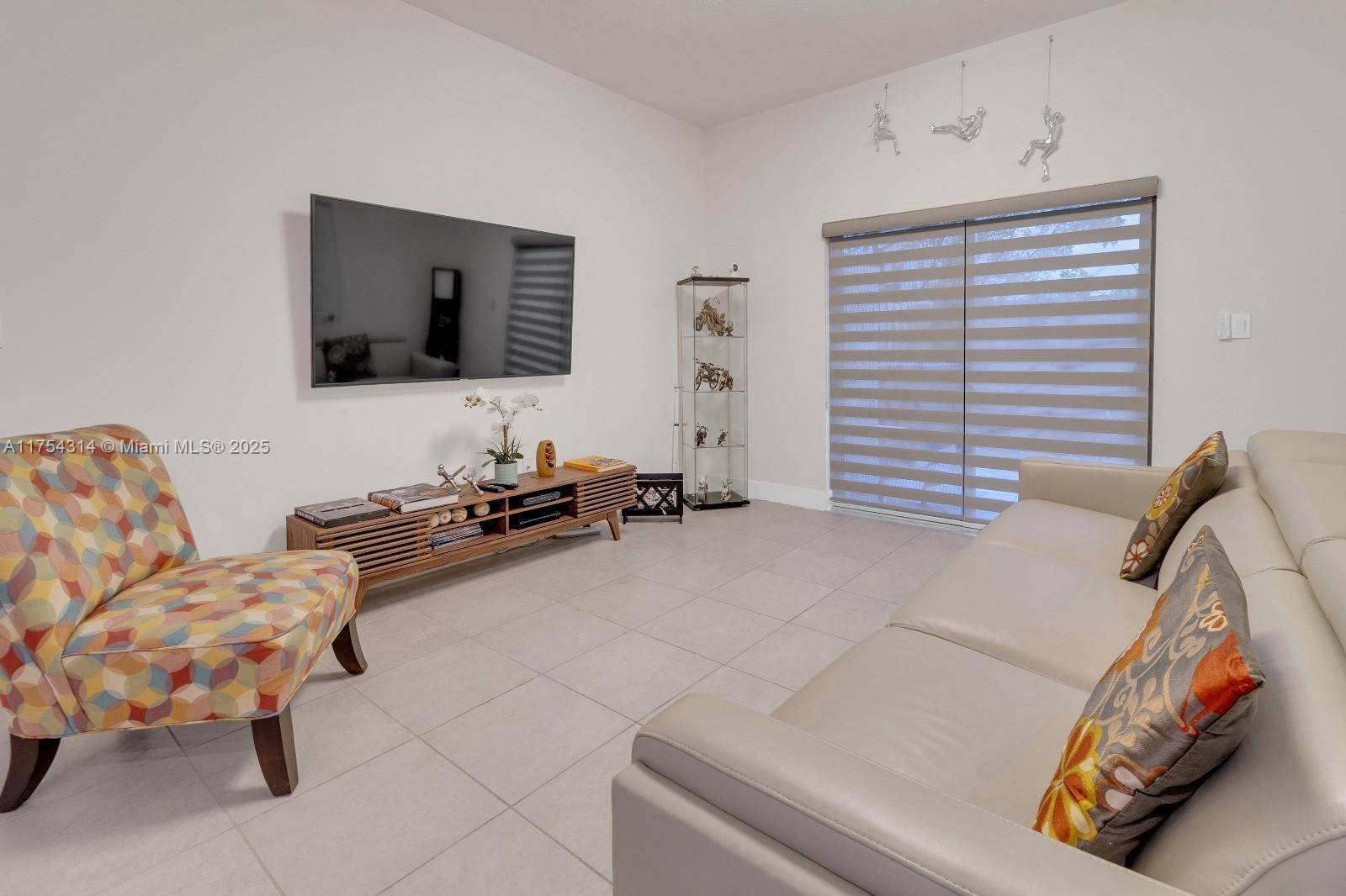 Doral, FL 33178,7925 NW 104th Ave #8