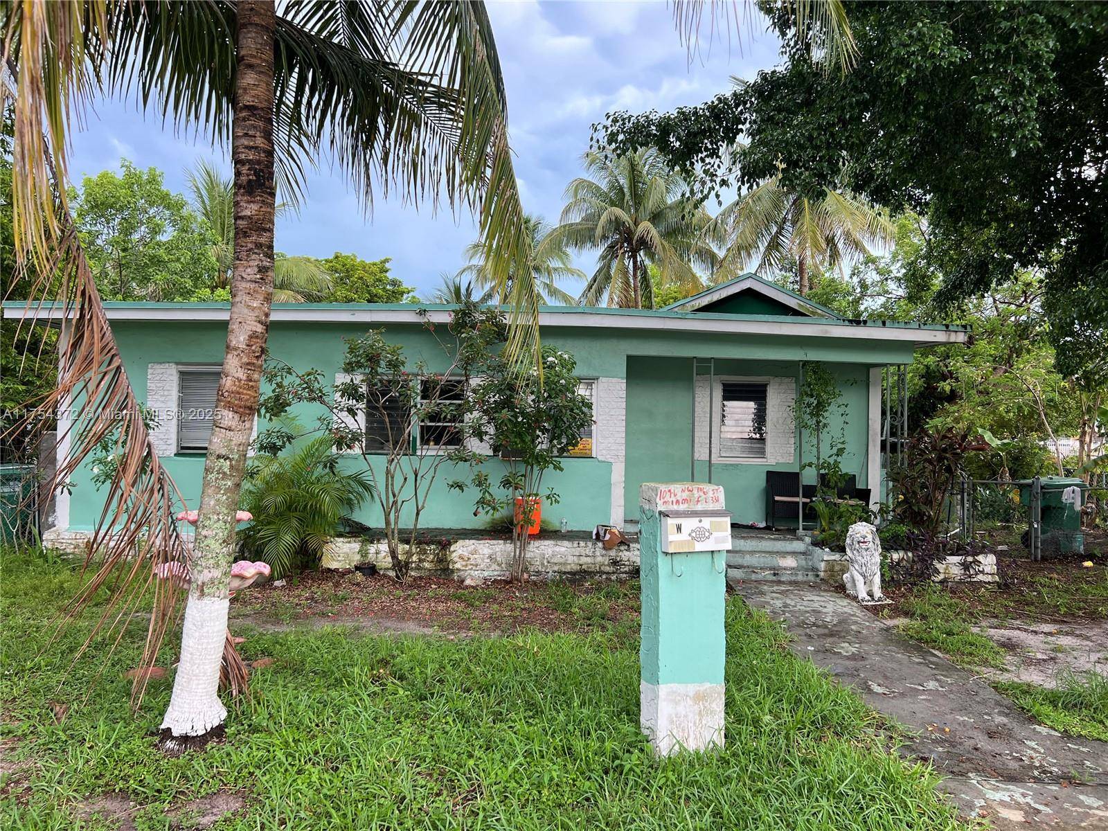 Miami, FL 33150,1096 NW 106th St