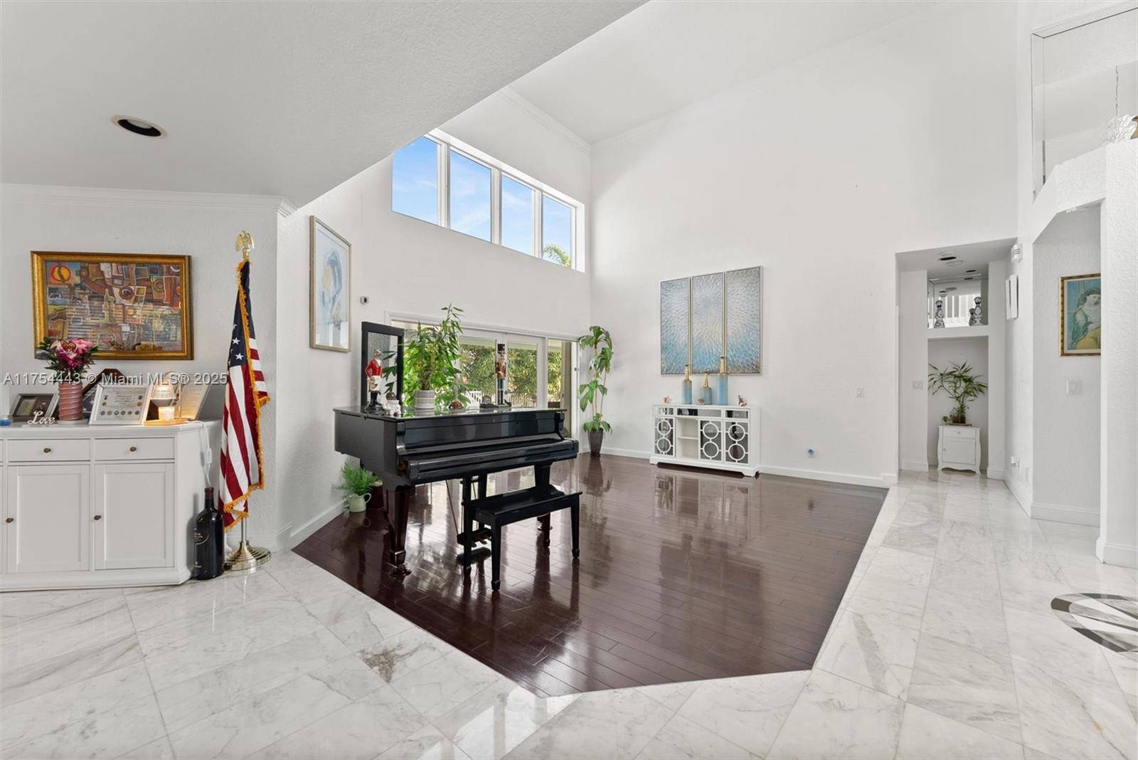Pembroke Pines, FL 33025,10261 SW 15th St