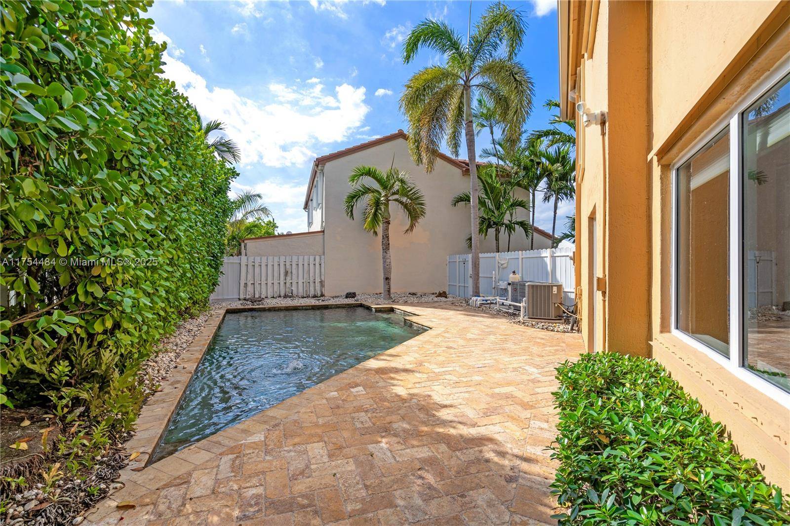 Miami, FL 33196,15430 SW 98th St