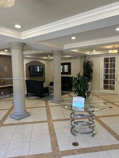 Fort Lauderdale, FL 33301,533 NE 3rd Ave #404