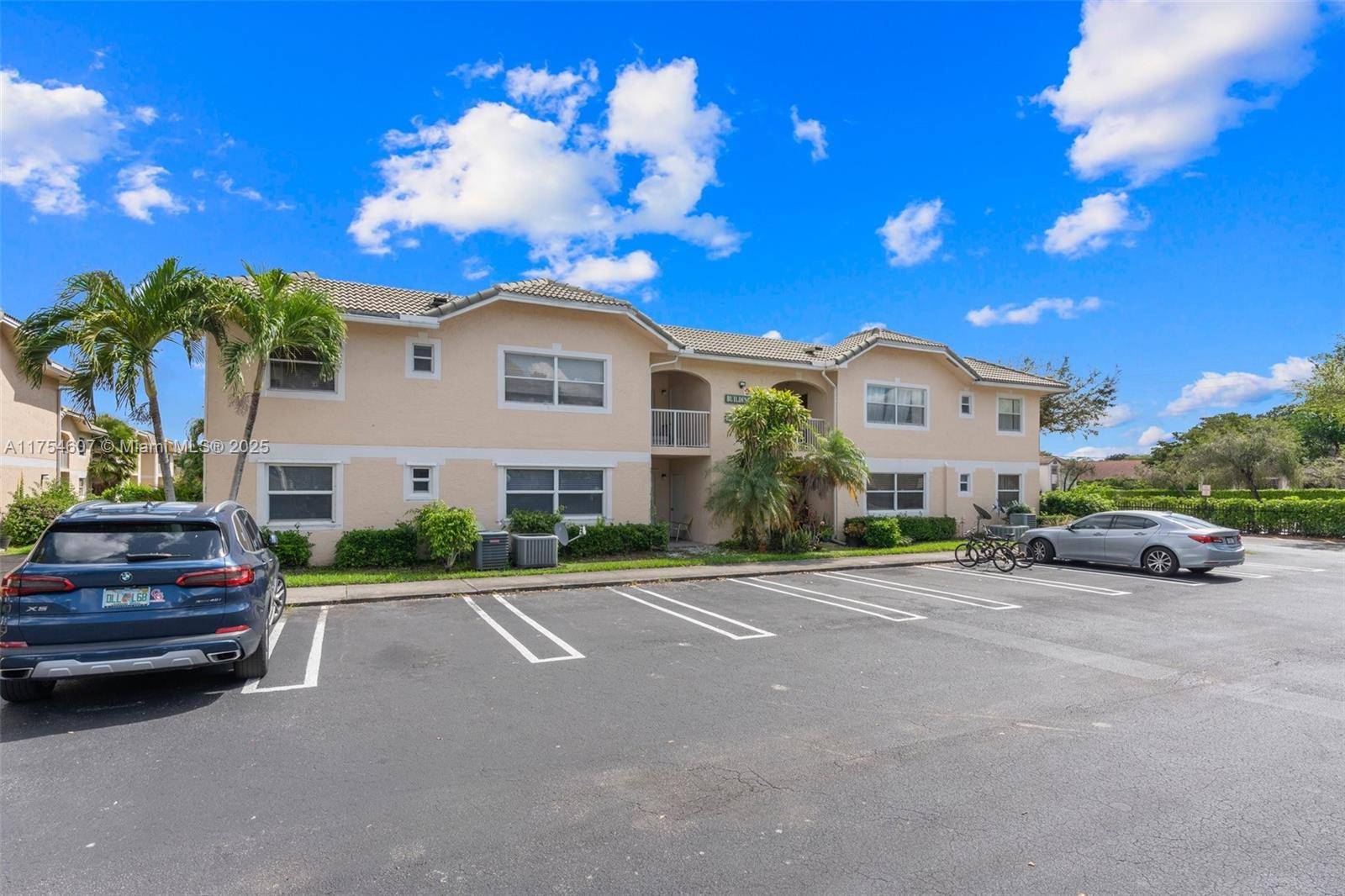 Coral Springs, FL 33065,12223 Royal Palm Blvd #8Q