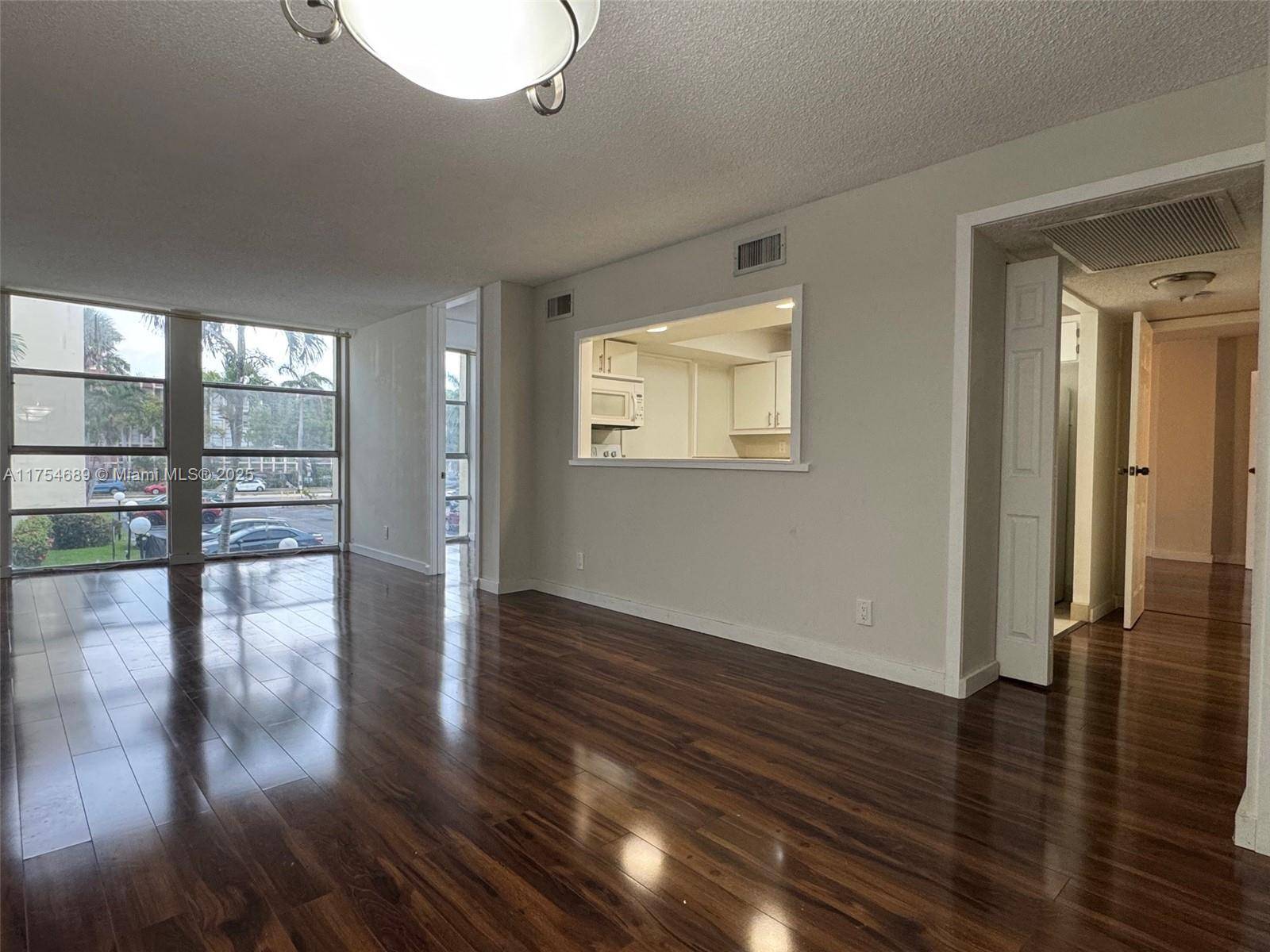 Hallandale Beach, FL 33009,851 Three Islands Blvd #218