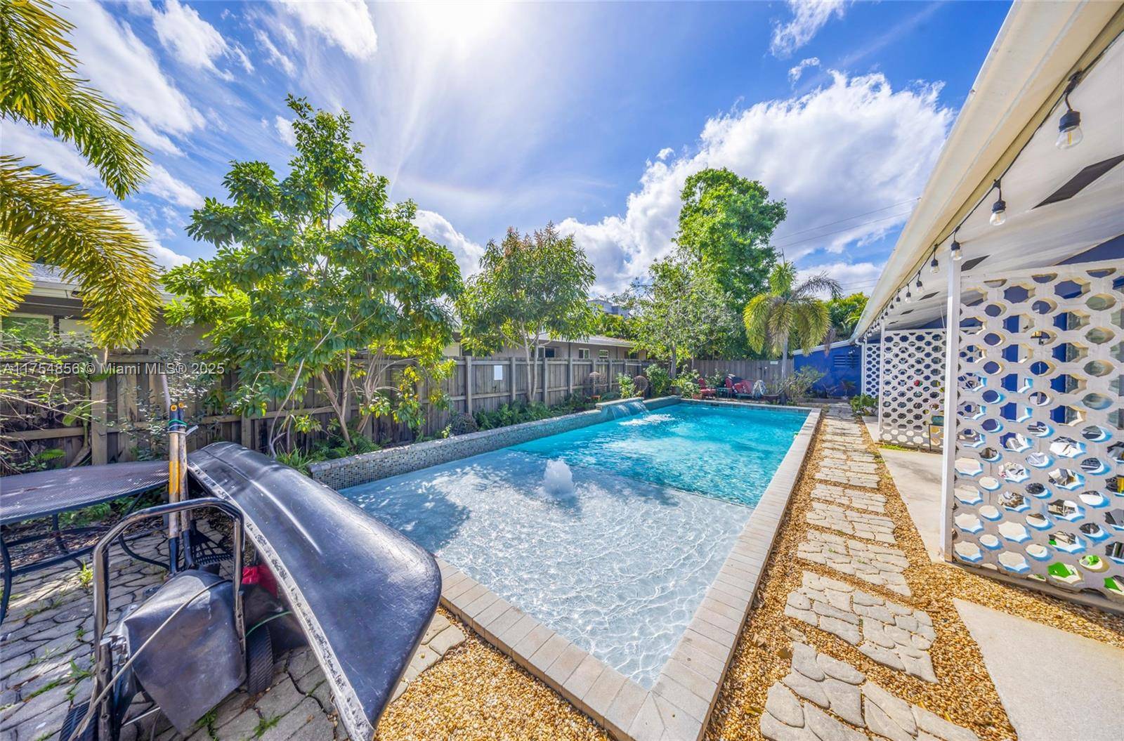 Wilton Manors, FL 33305,2217 NE 14th Ave