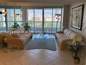 Aventura, FL 33180,21205 Yacht Club Dr #1410