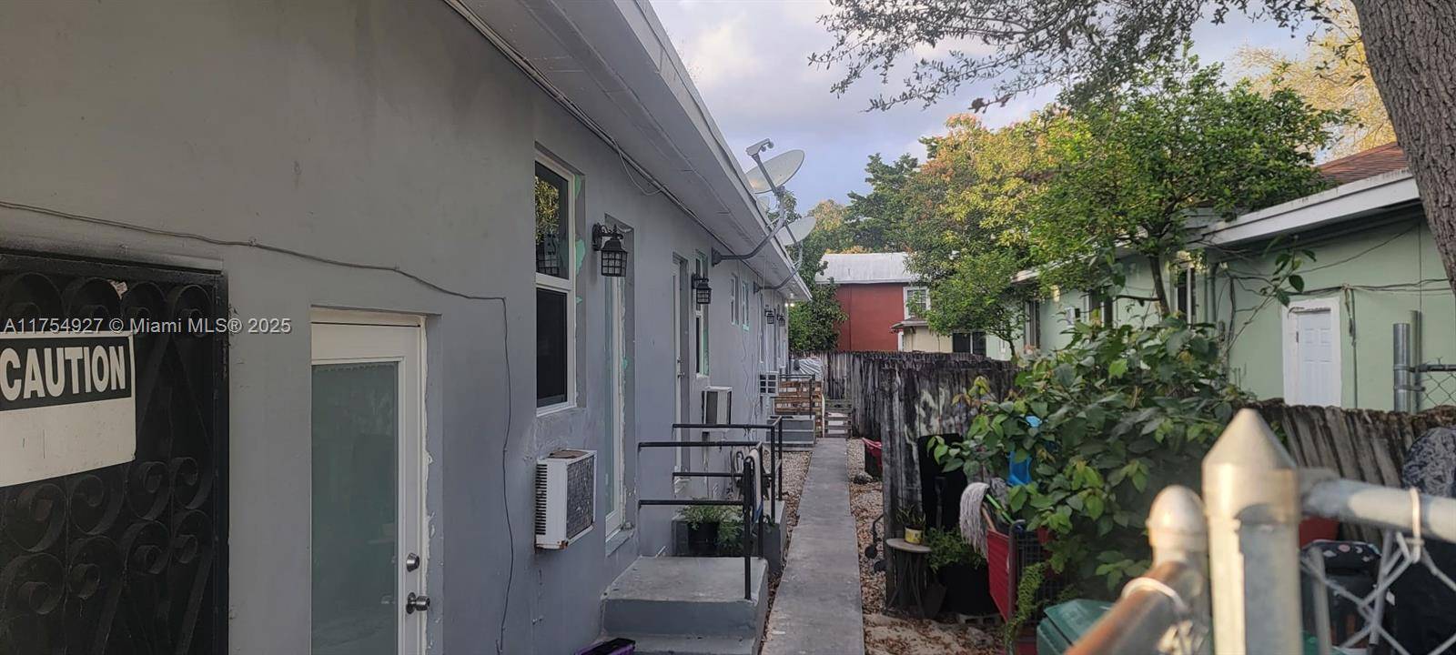 Miami, FL 33137,53 NE 56th St