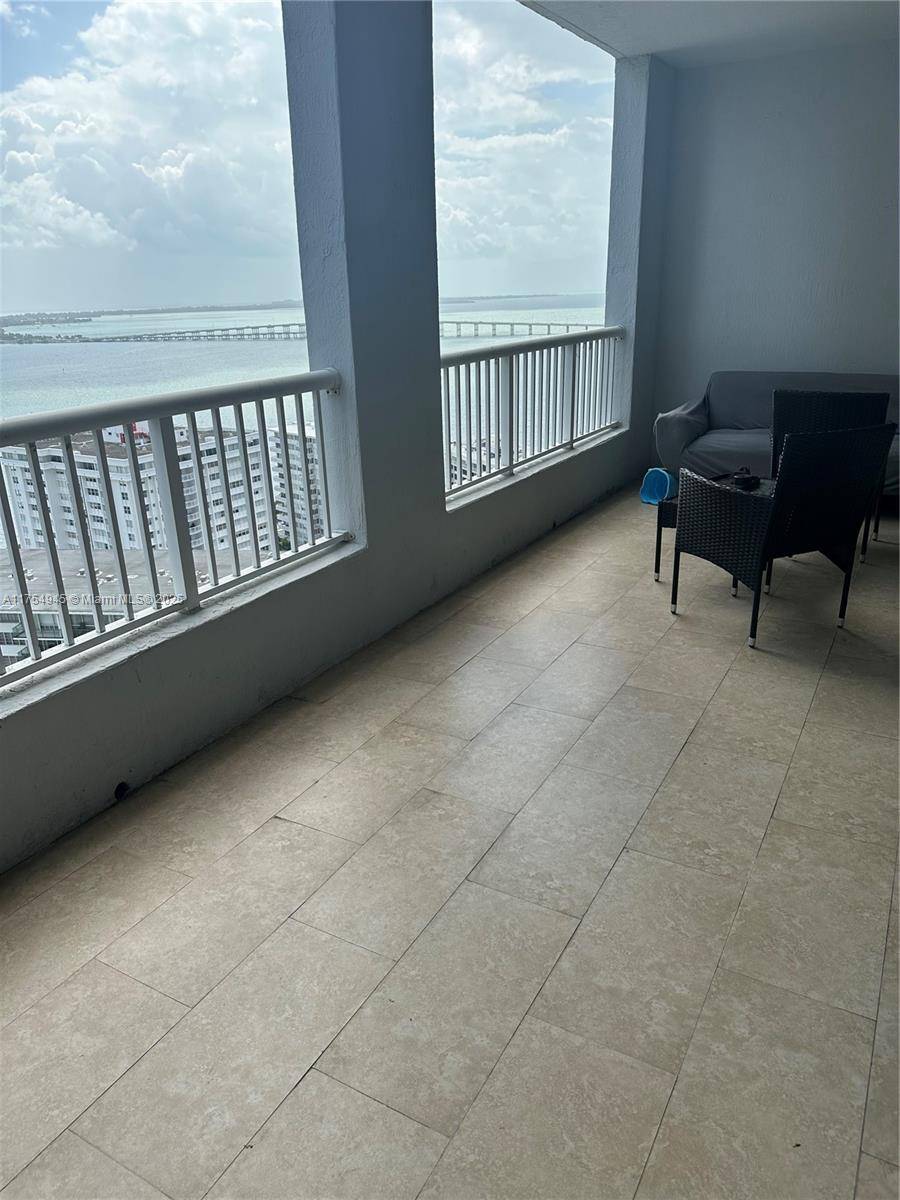 Miami, FL 33131,170 SE 14th St #2604