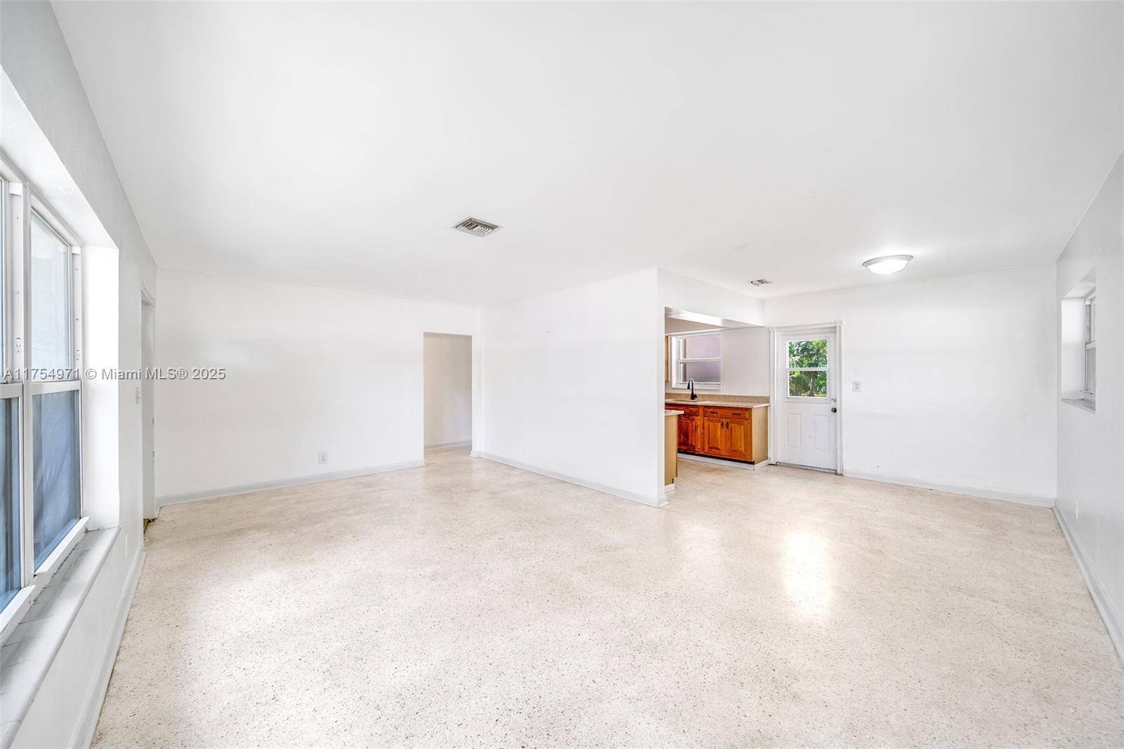 Fort Lauderdale, FL 33312,209 SW 18th Ave