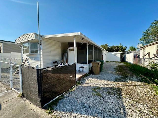 Davie, FL 33325,13491 SW 7th Pl