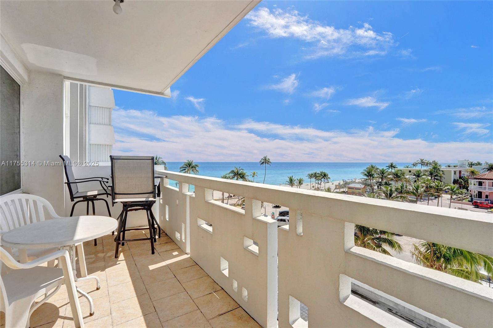 Hollywood, FL 33019,3111 N Ocean Dr #508