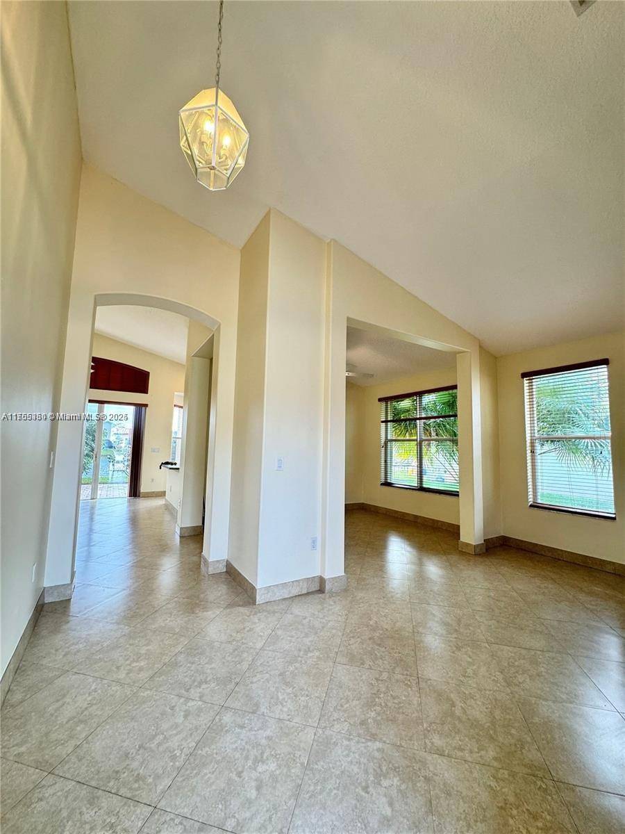 Miramar, FL 33029,2591 SW 190th Ave #2591