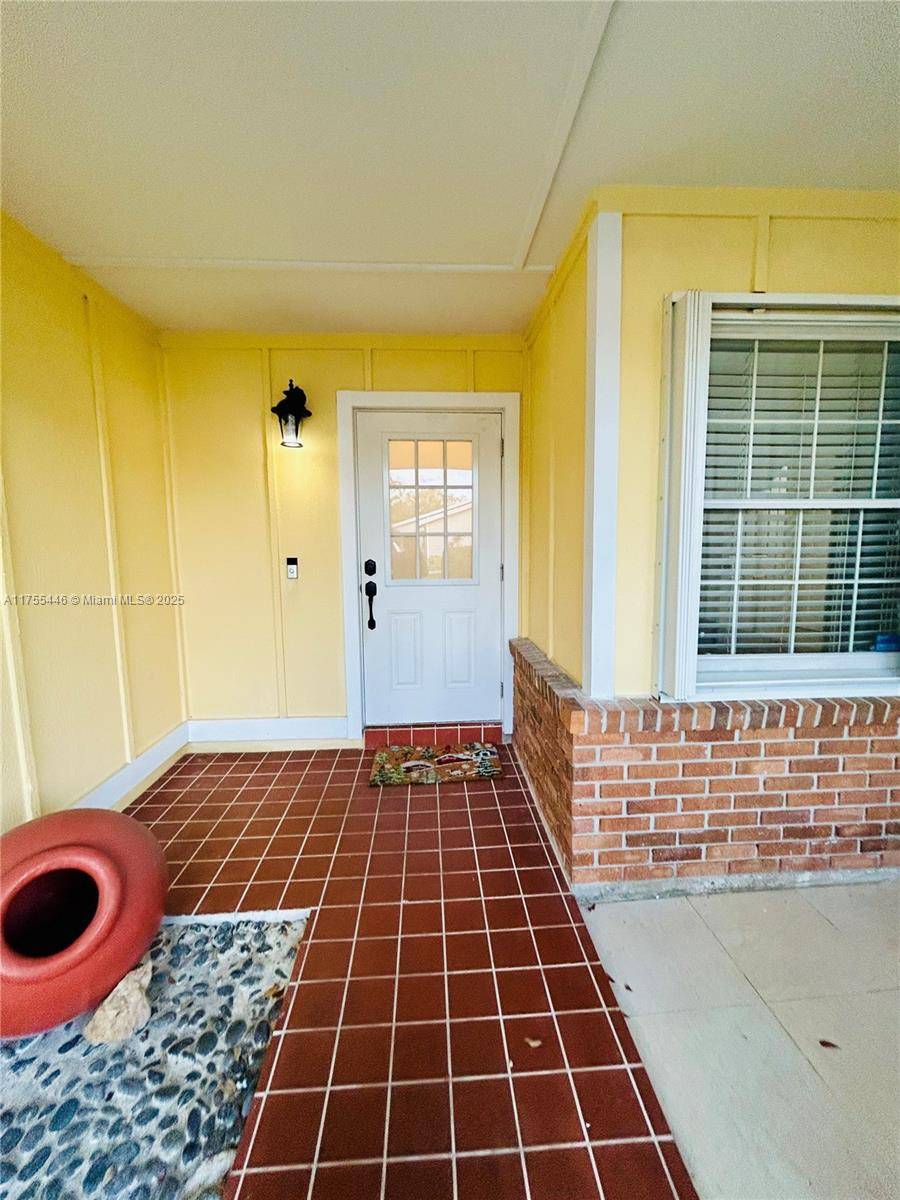 Miami, FL 33186,15016 SW 139TH PL