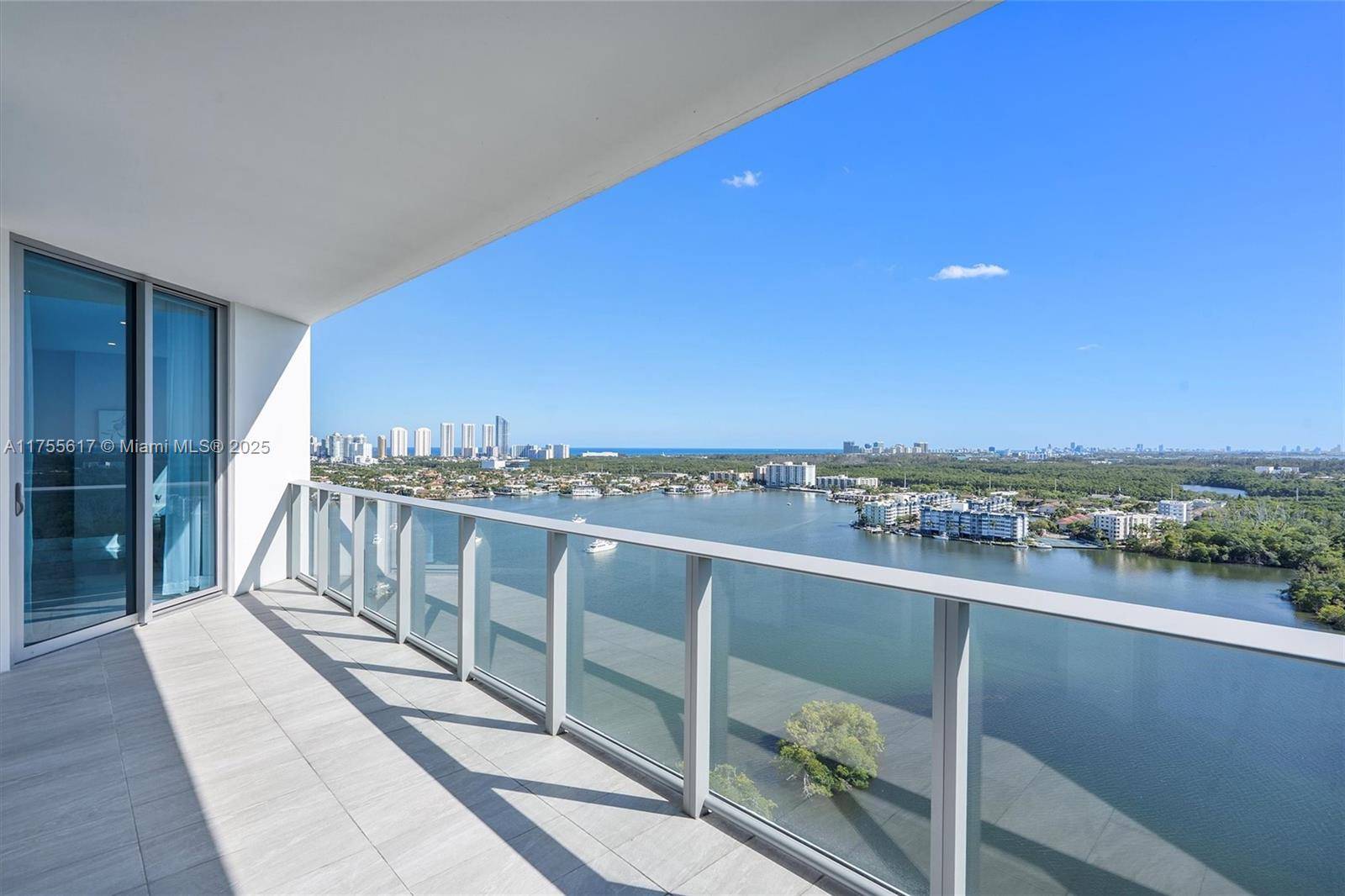 North Miami Beach, FL 33160,17111 Biscayne Blvd #2106