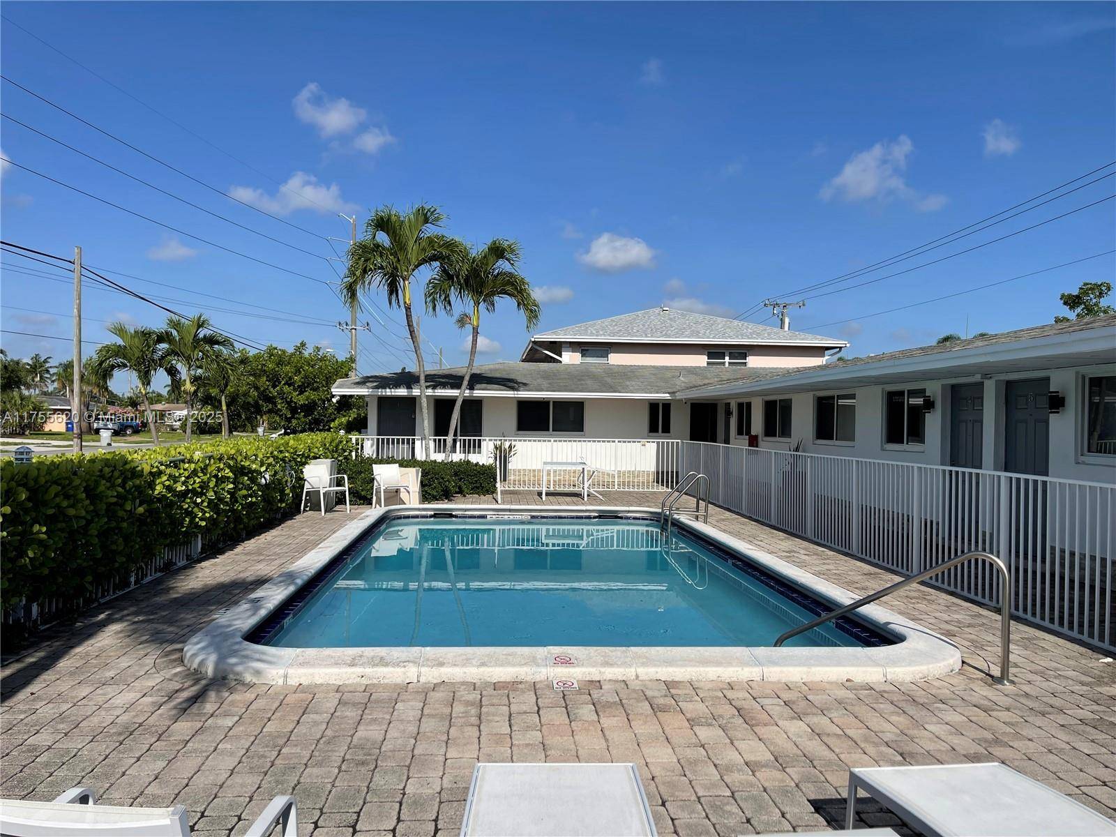 Pompano Beach, FL 33060,231 SW 15th St #1-8