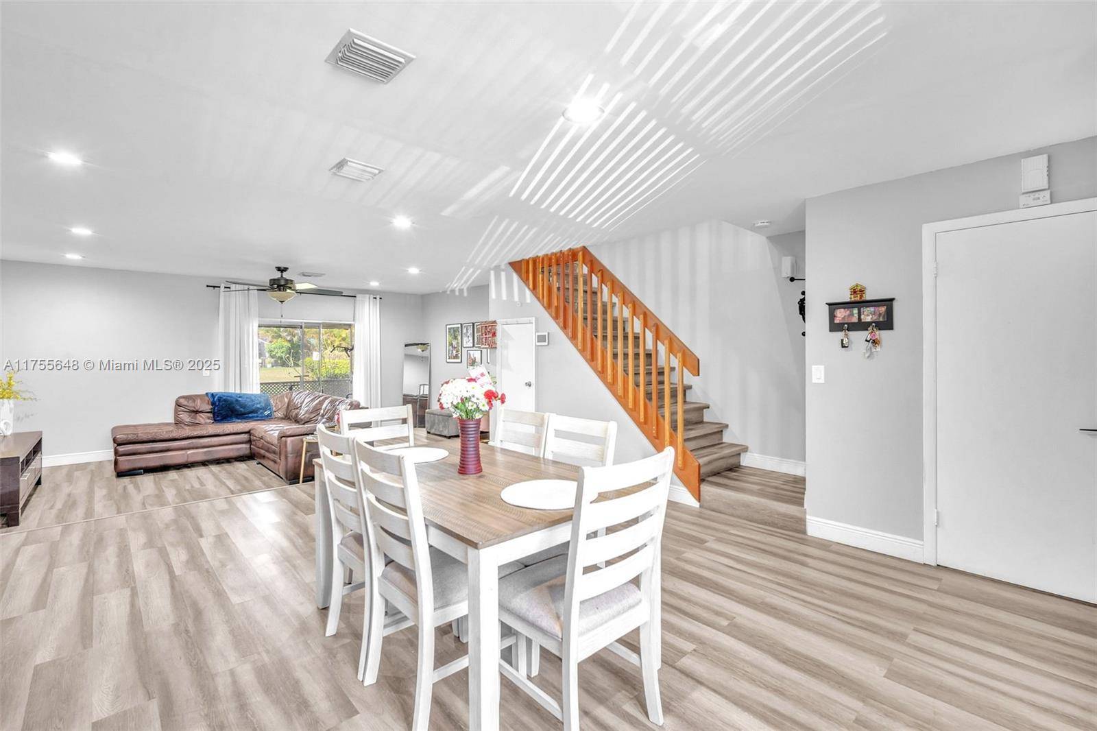 Tamarac, FL 33321,7068 Woodmont Ave #7068