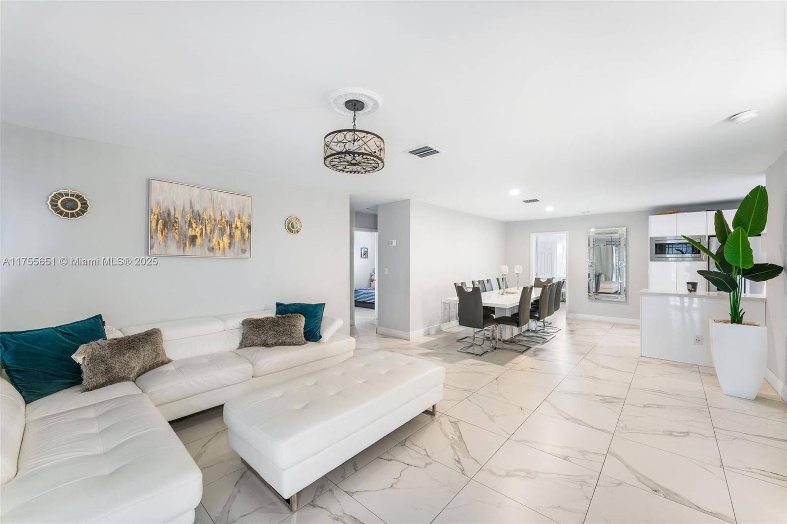 Oakland Park, FL 33311,2751 NW 26th Ave