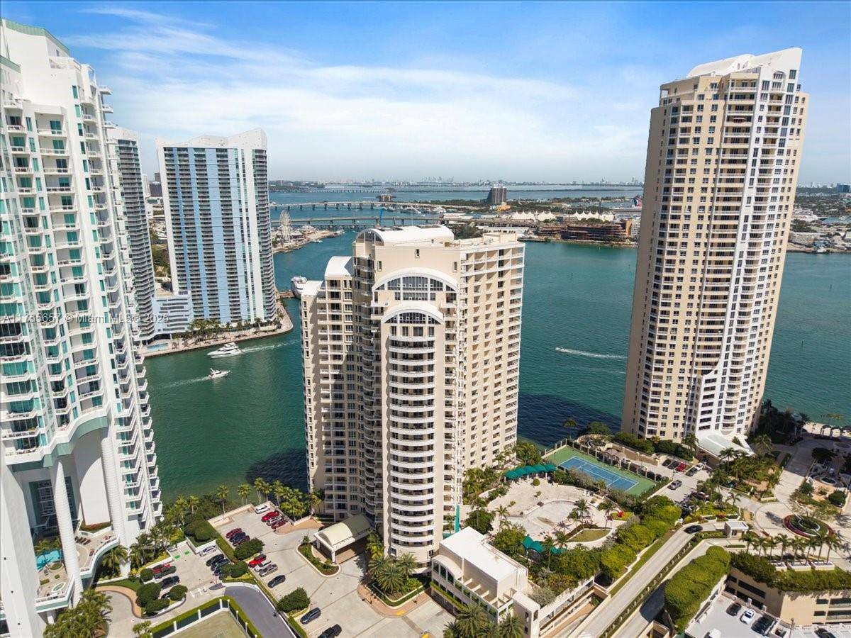 Miami, FL 33131,888 Brickell Key Dr #1502