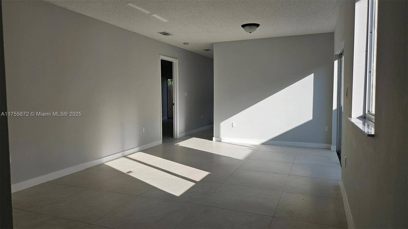 Miami, FL 33177,16125 SW 137th Ct