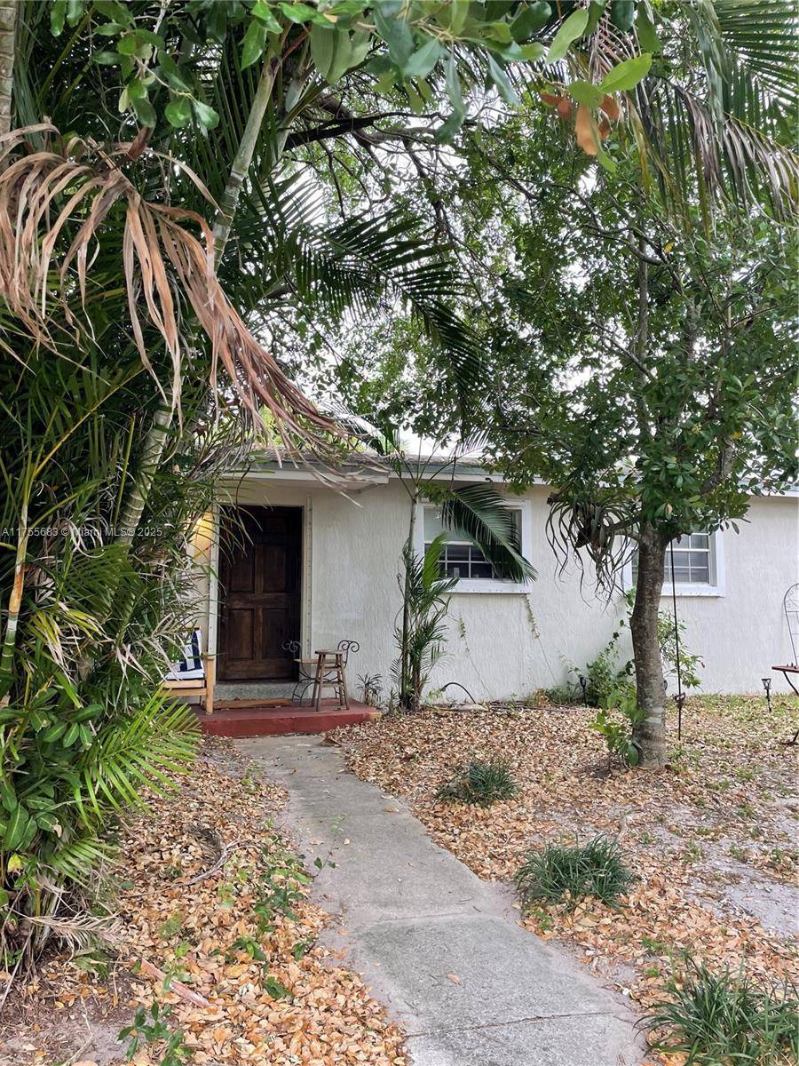 West Park, FL 33023,3611 SW 36th St