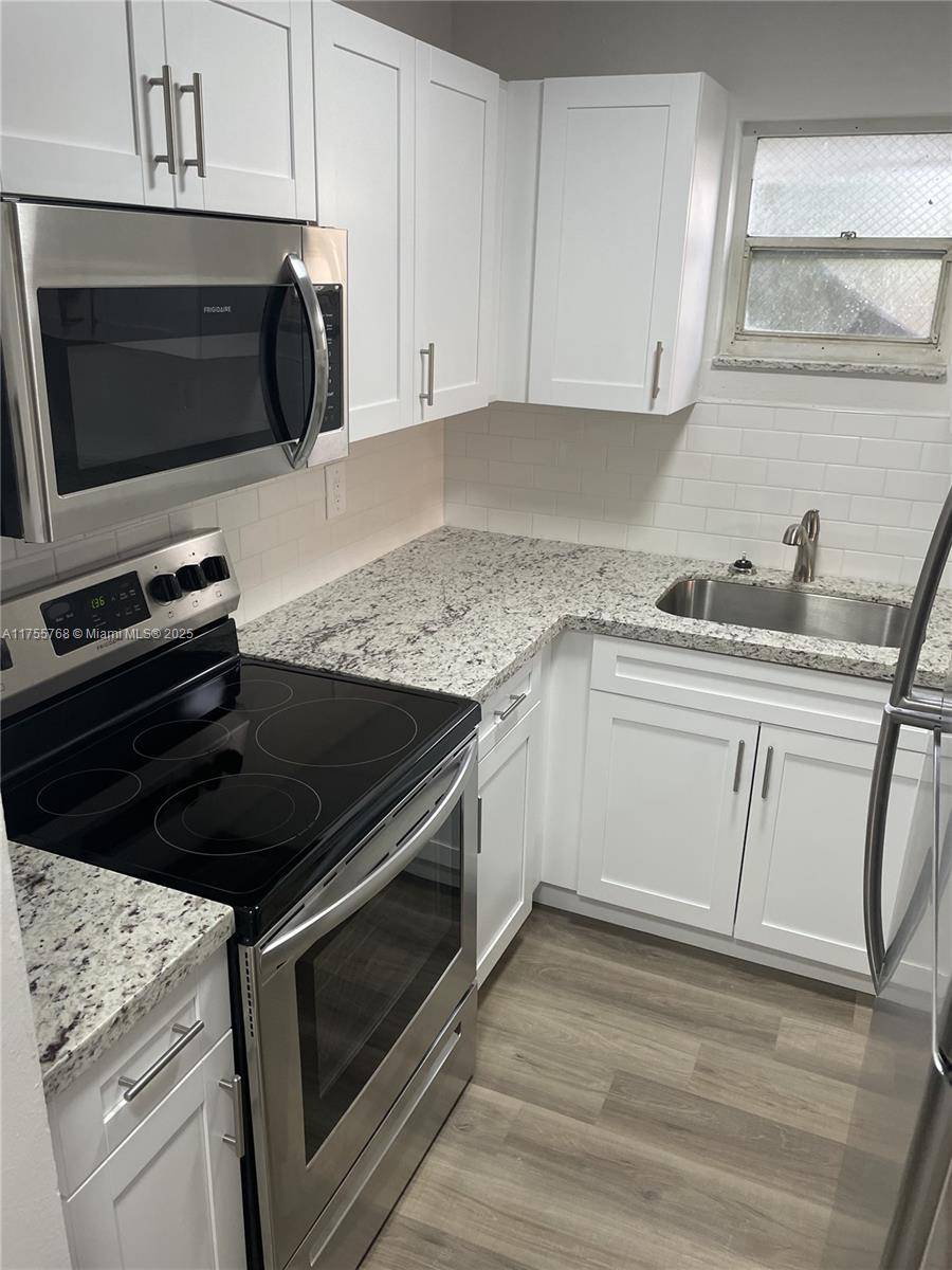 Miami, FL 33135,1923 SW 2nd St #2