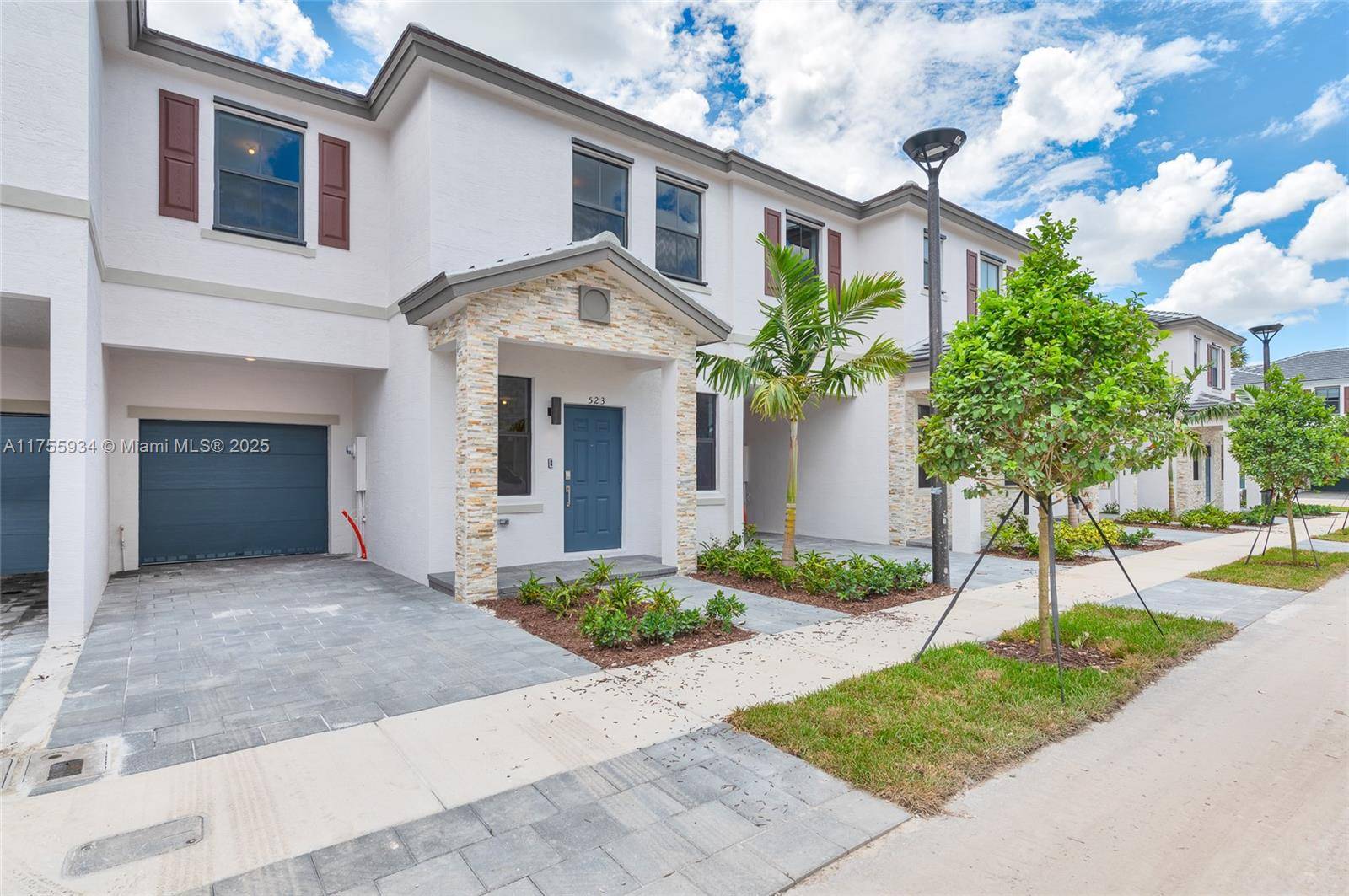Fort Lauderdale, FL 33312,523 SW 19th Ter
