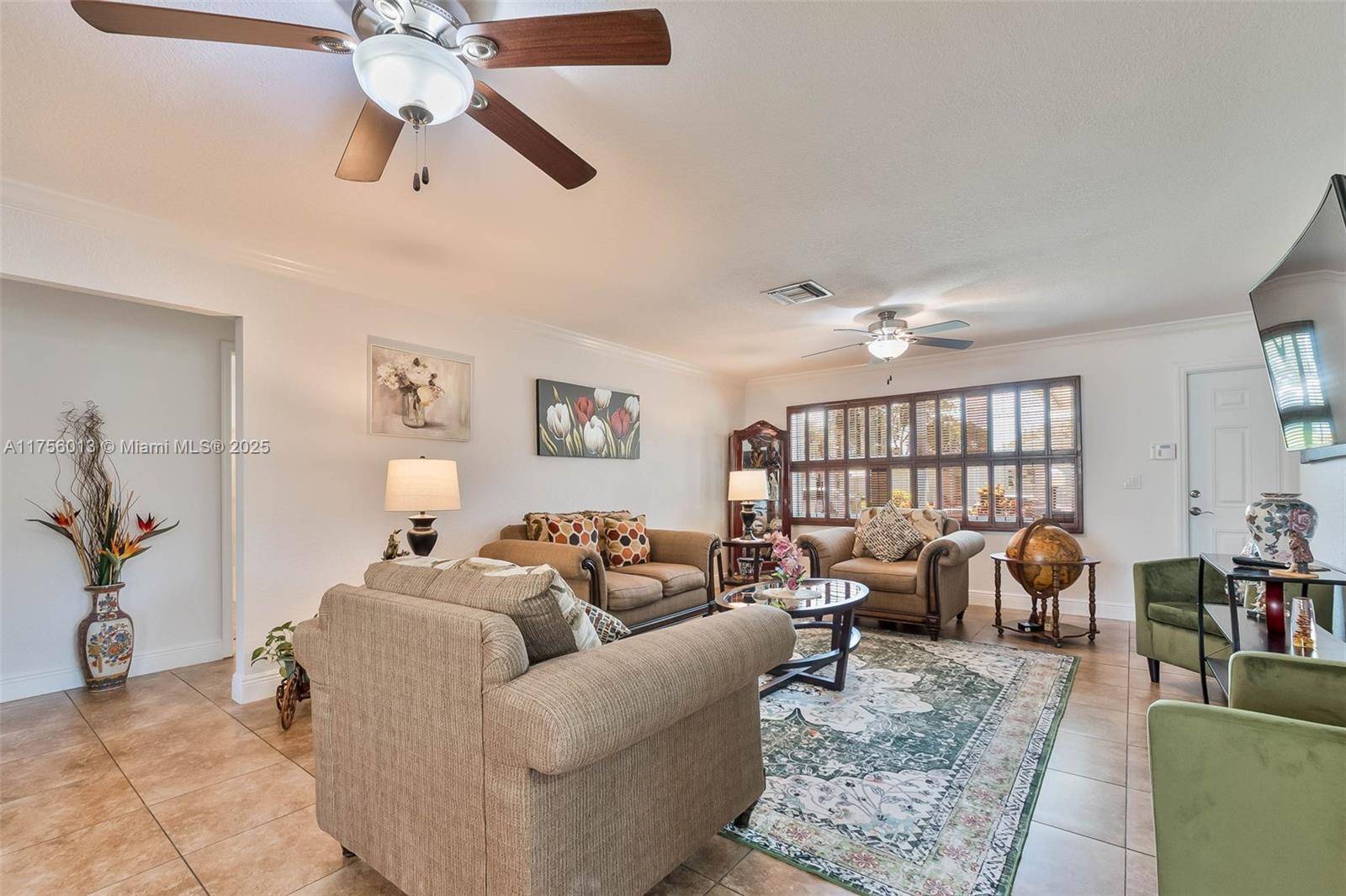 Plantation, FL 33322,9021 NW 13th St