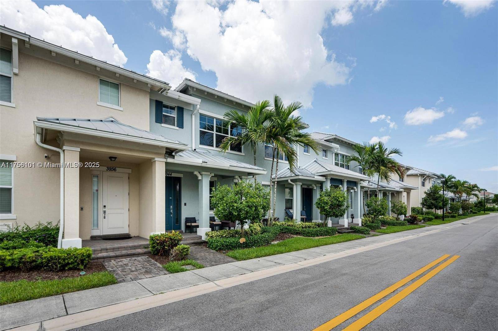 Hollywood, FL 33021,3944 Poinciana Ln