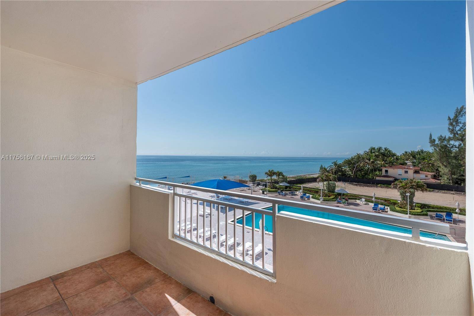 Hallandale Beach, FL 33009,3180 S Ocean Dr #310