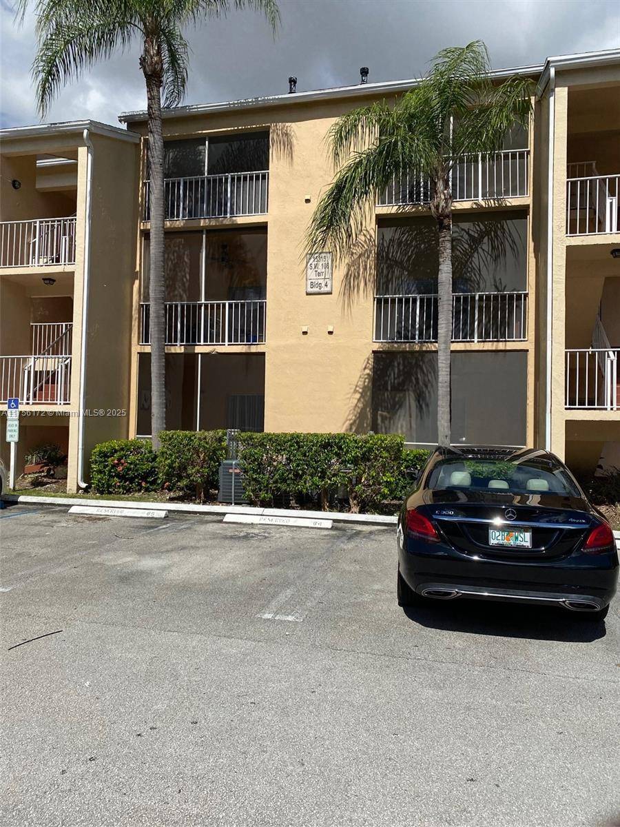 Miami, FL 33196,15315 SW 106th Ter #431