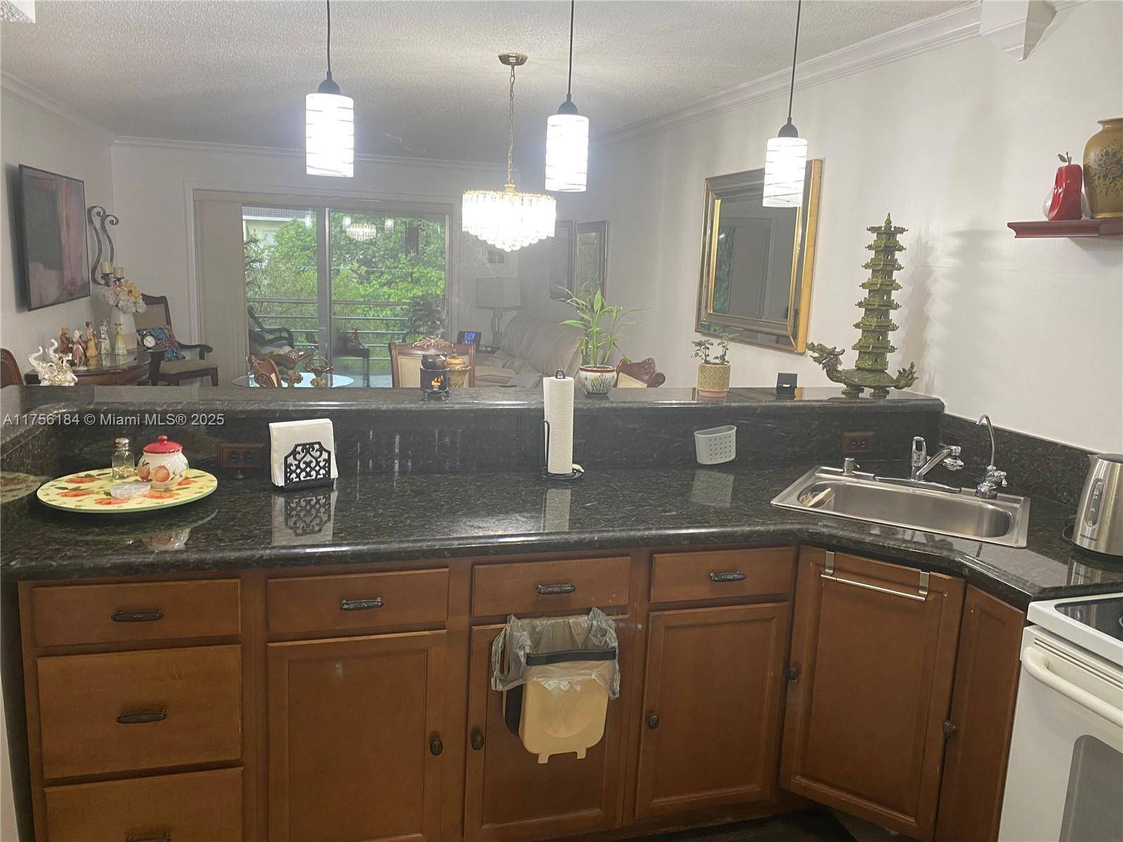 Margate, FL 33063,3170 Holiday Springs Blvd #6-309