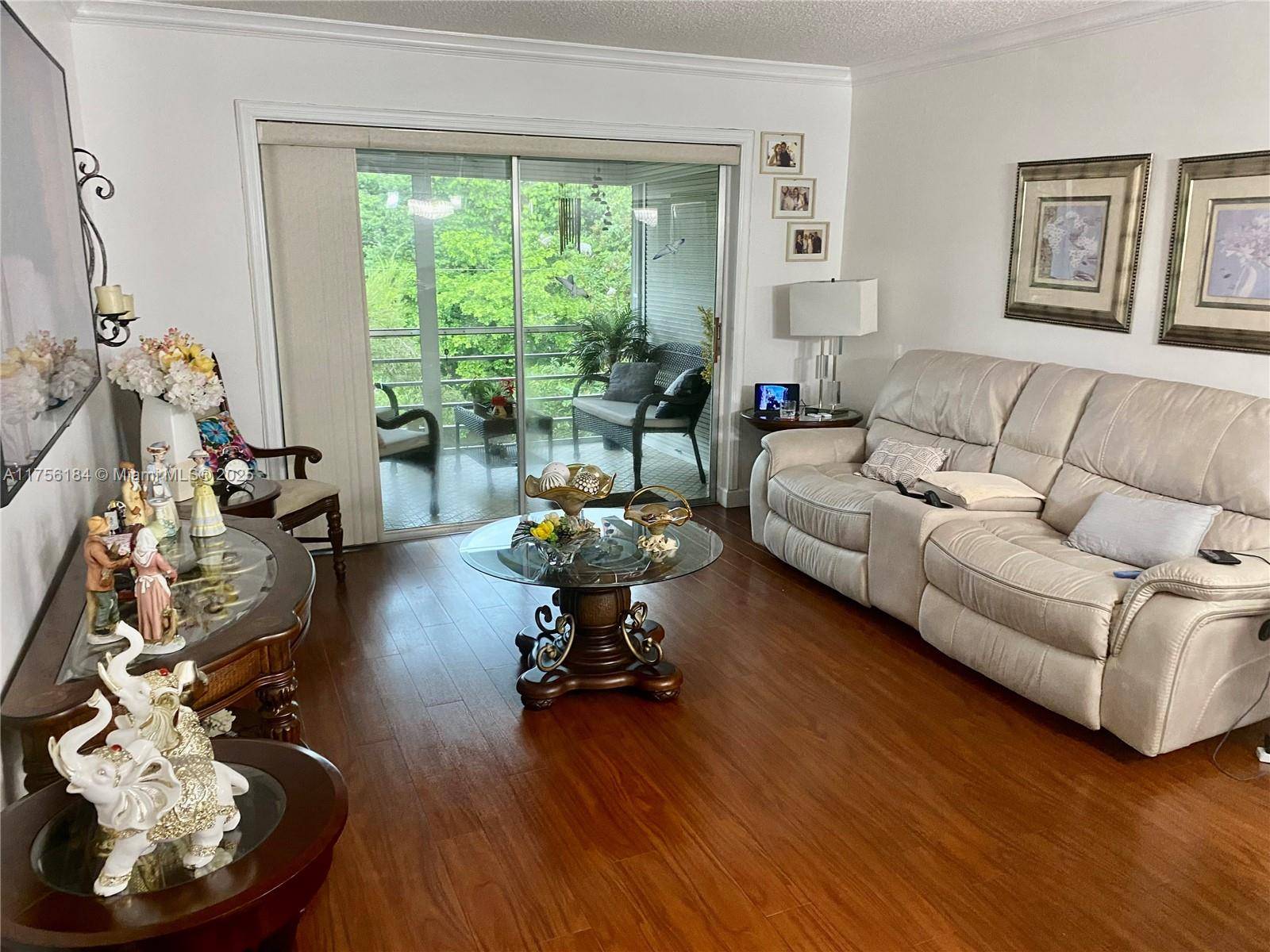 Margate, FL 33063,3170 Holiday Springs Blvd #6-309