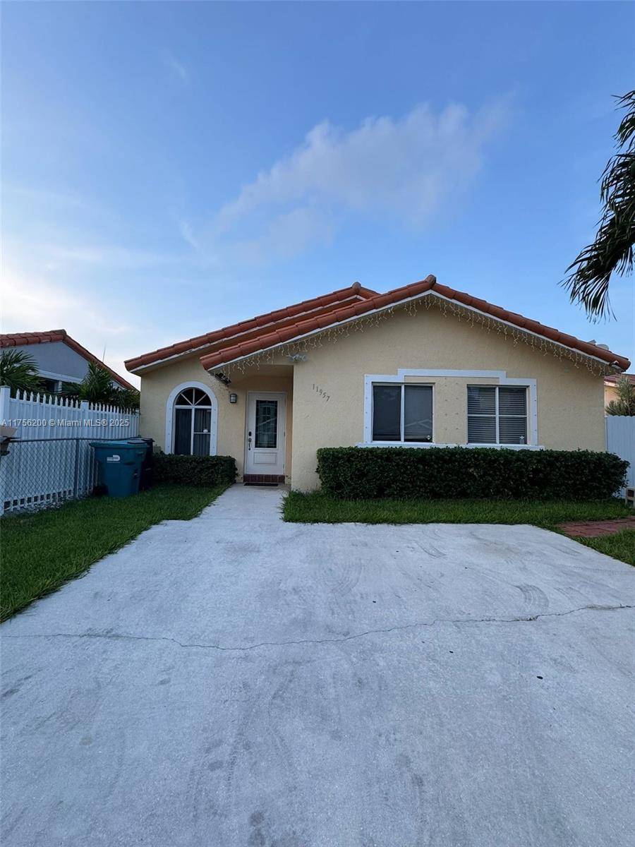 Miami, FL 33177,11957 SW 210th St