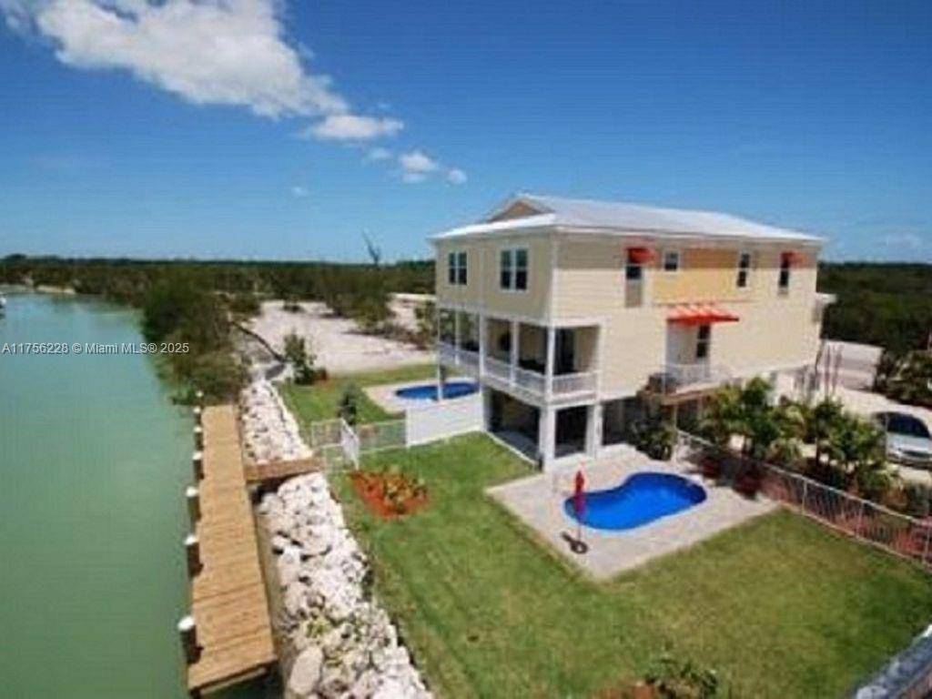 Marathon, FL 33050,243 Sombrero Beach Rd #2