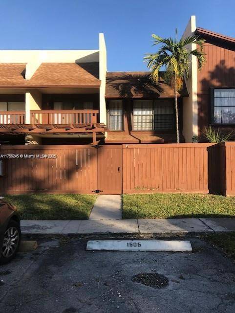Miami, FL 33173,11500 SW 64th #F