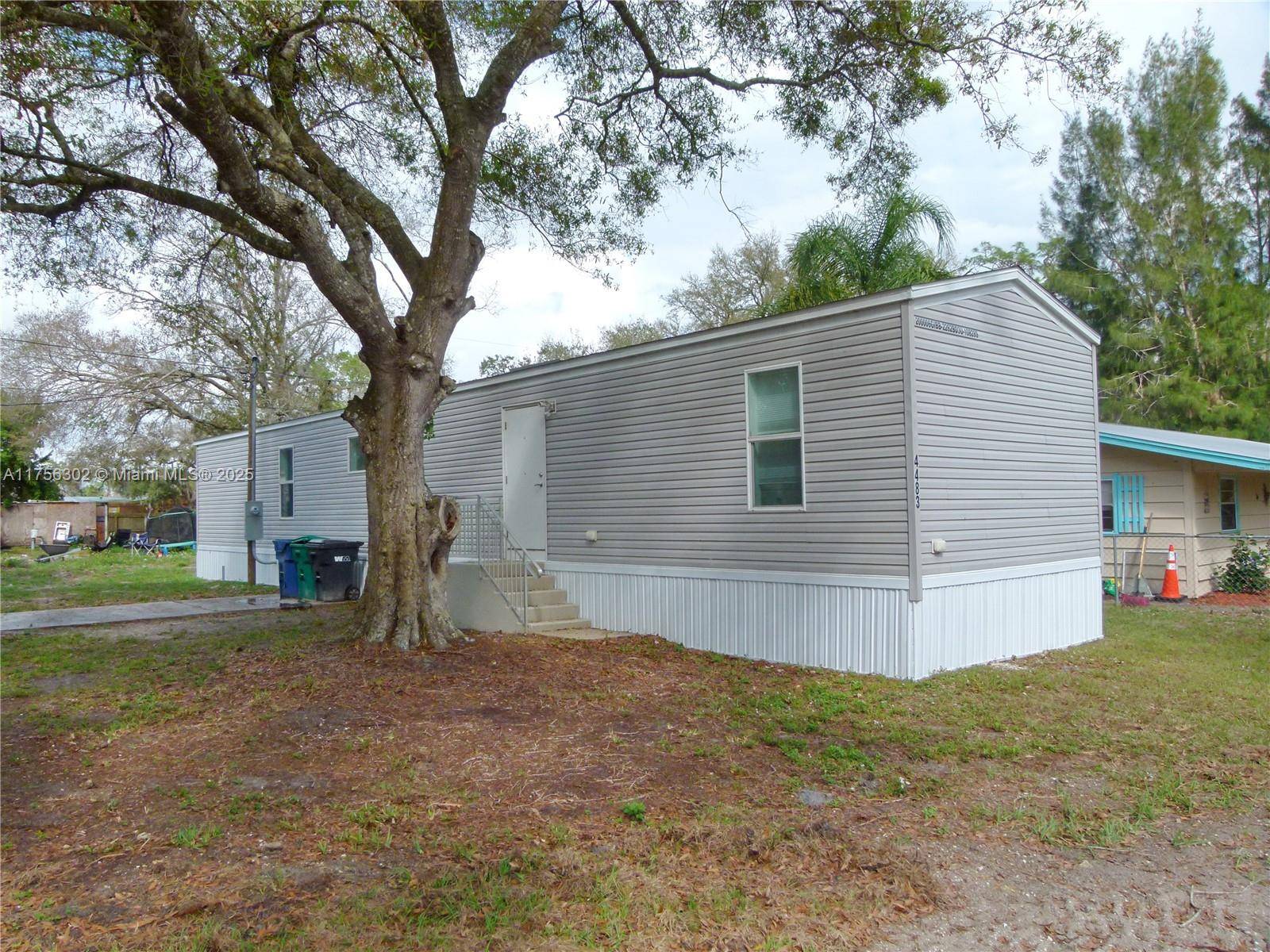 Okeechobee, FL 34974,4483 SE 23rd Court