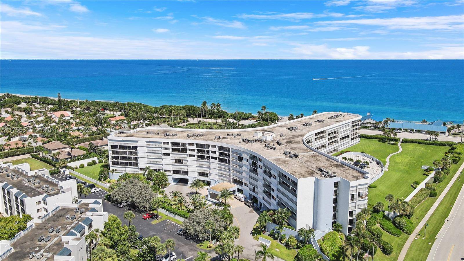 Jupiter, FL 33477,1300 S Highway A1a #325