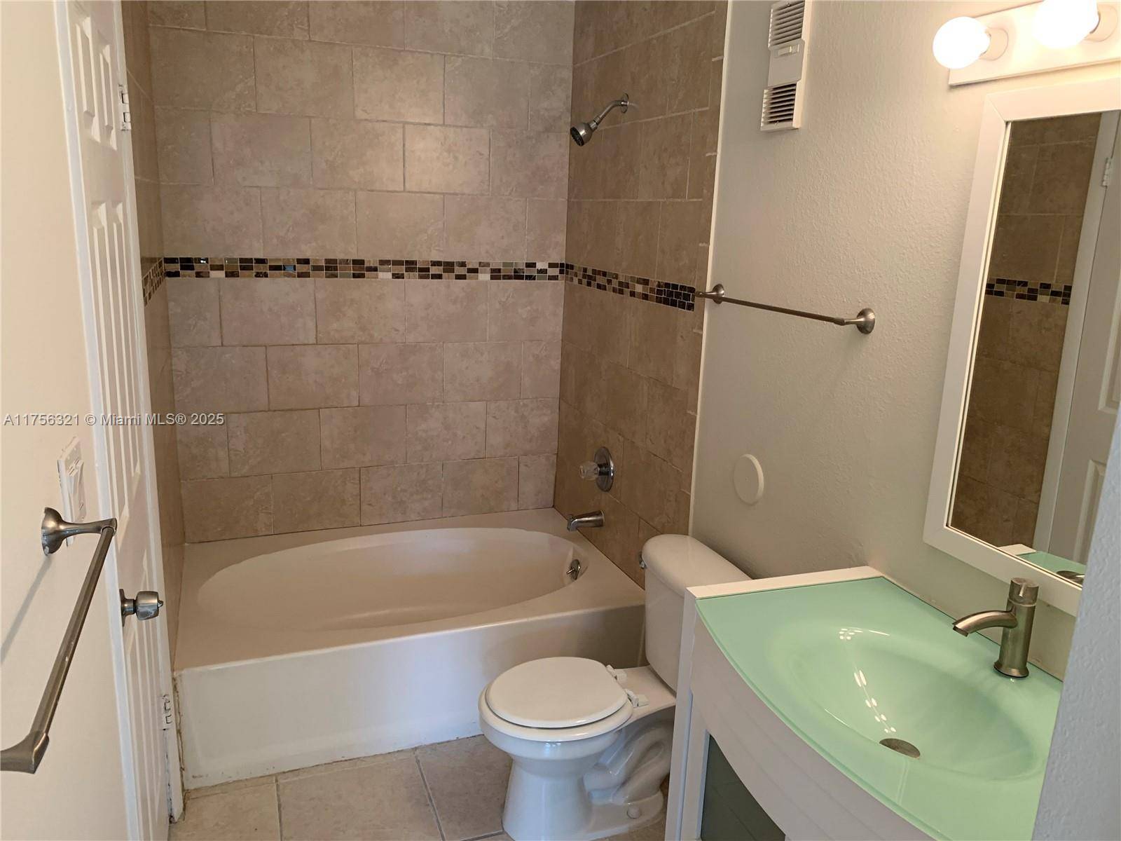 Miami, FL 33196,15551 SW 104th Ter #816