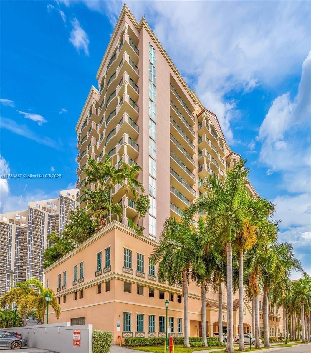 Sunny Isles Beach, FL 33160,17555 Atlantic Blvd #606