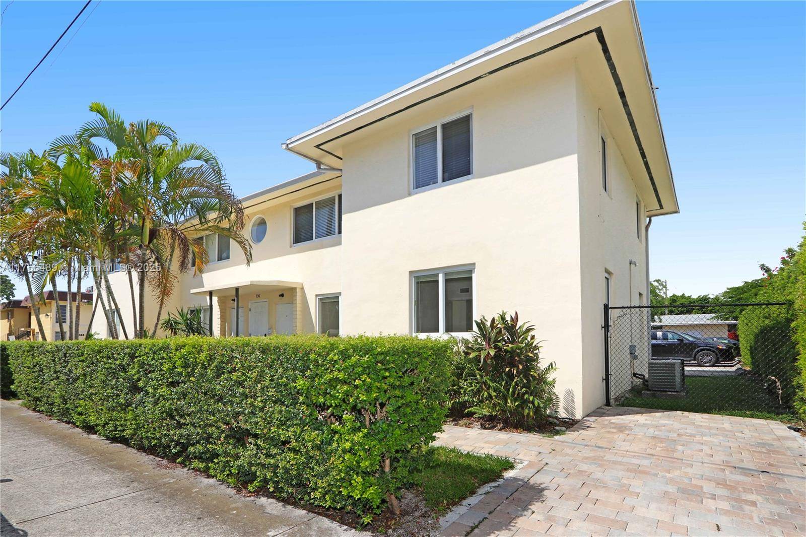 Miami, FL 33135,930 SW 24th Court #B