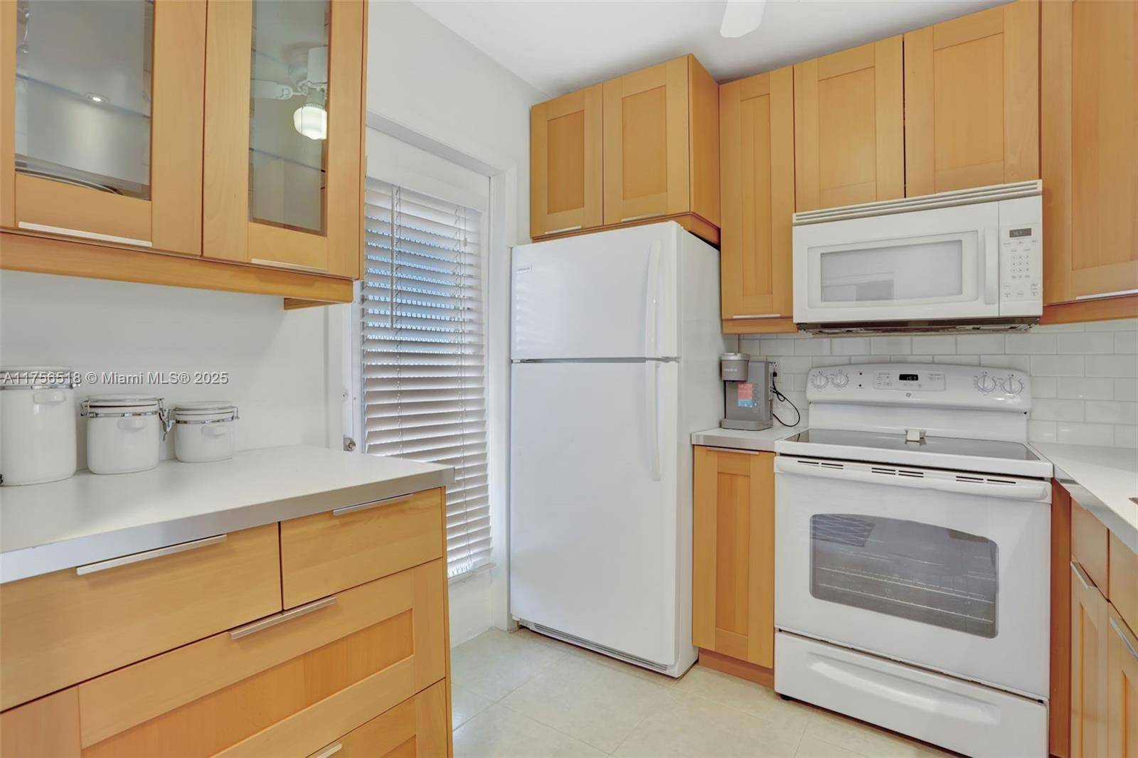 Lauderhill, FL 33313,4421 NW 16th St #G110