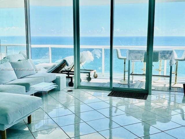 Miami Beach, FL 33141,6301 Collins Ave #2802