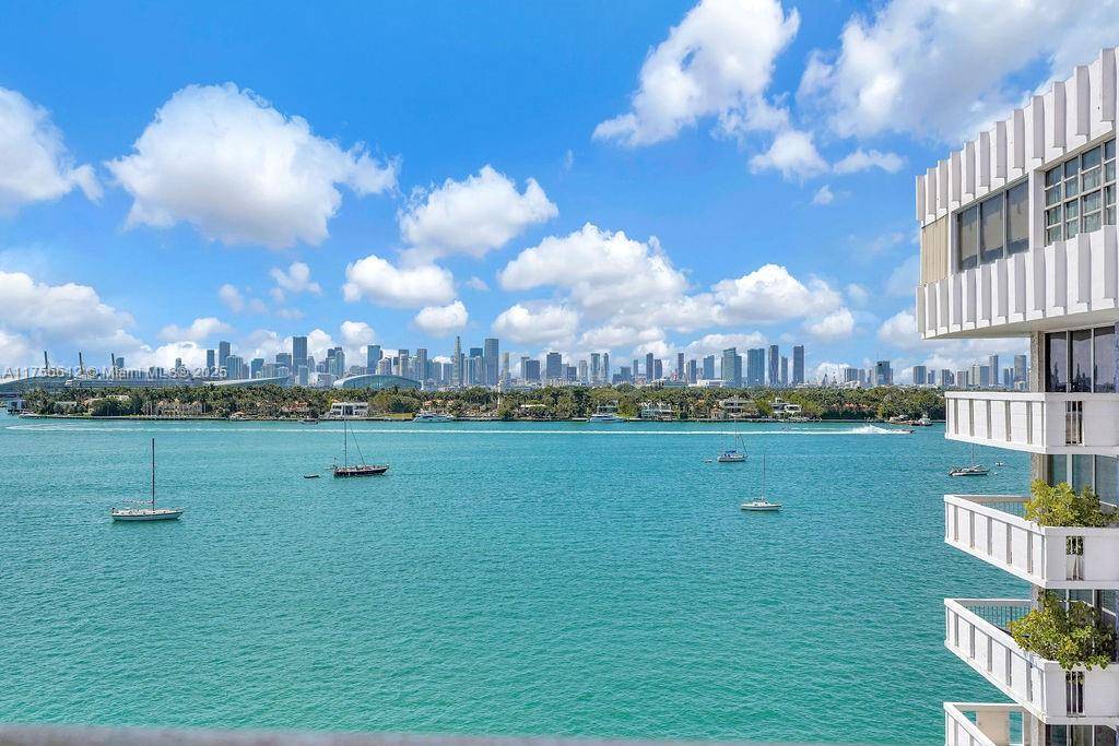 Miami Beach, FL 33139,800 West Ave #931